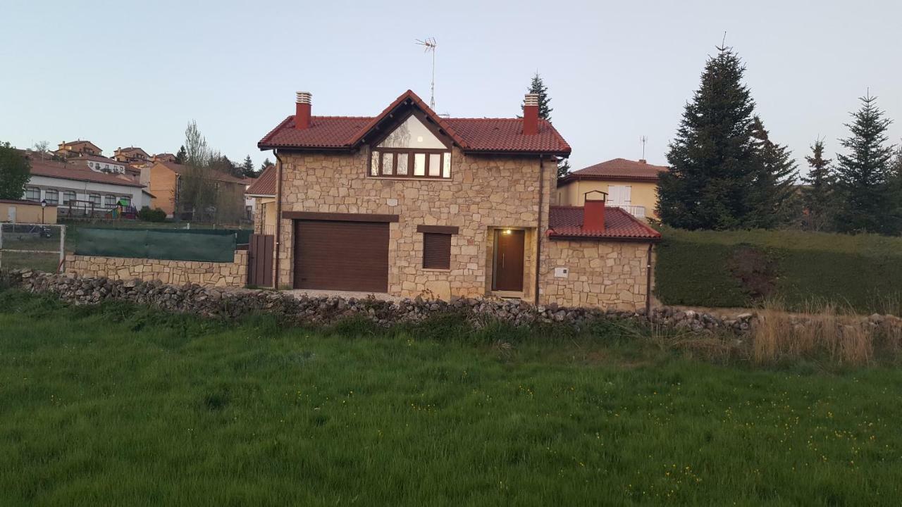 El Cordel De Gredos Casa de hóspedes Navarredonda de Gredos Exterior foto